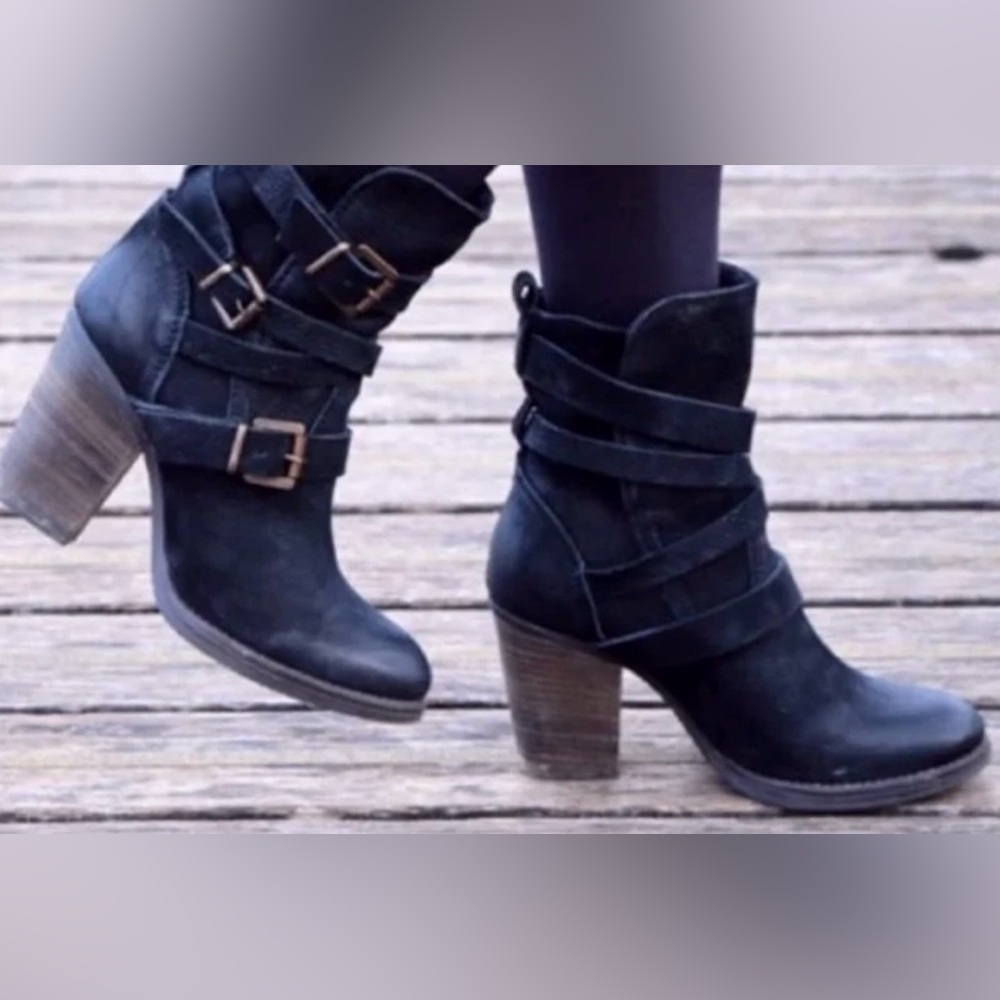 Steve Madden Yale Black Leat Boots - Women’s Size 8.5 New with Box